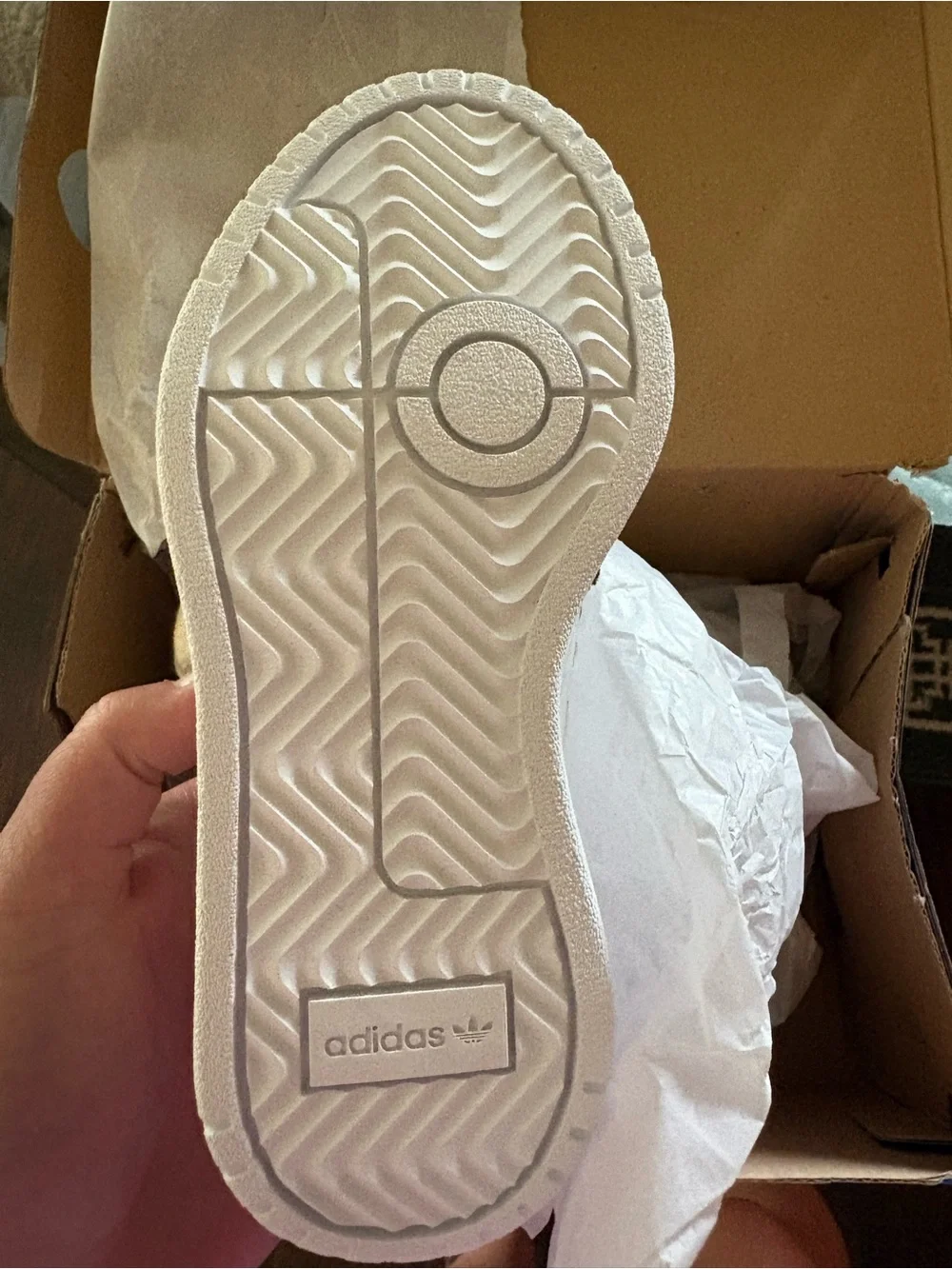 adidas youth sneakers